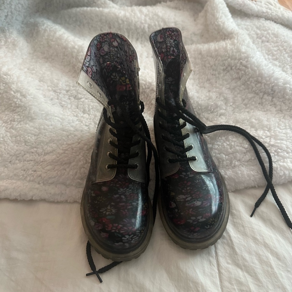 Dirty Laundry Black Floral Lace-up Rain Combat Boots
